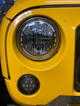 Load image into Gallery viewer, LED Headlights 'KONG JL-Style' with DRL for Wrangler JK JKU TJ (pair) A+ 'Philips' LED