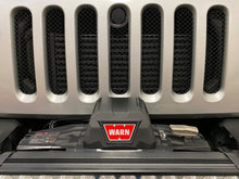Load image into Gallery viewer, Central Bonnet Lock with Keys for Wrangler JK JKU