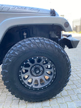 Load image into Gallery viewer, 5 x Hankook Dynapro RT05 MT2 35" Mud Tyres 35/12.5/R17 (17" Rim) - SET OF 5