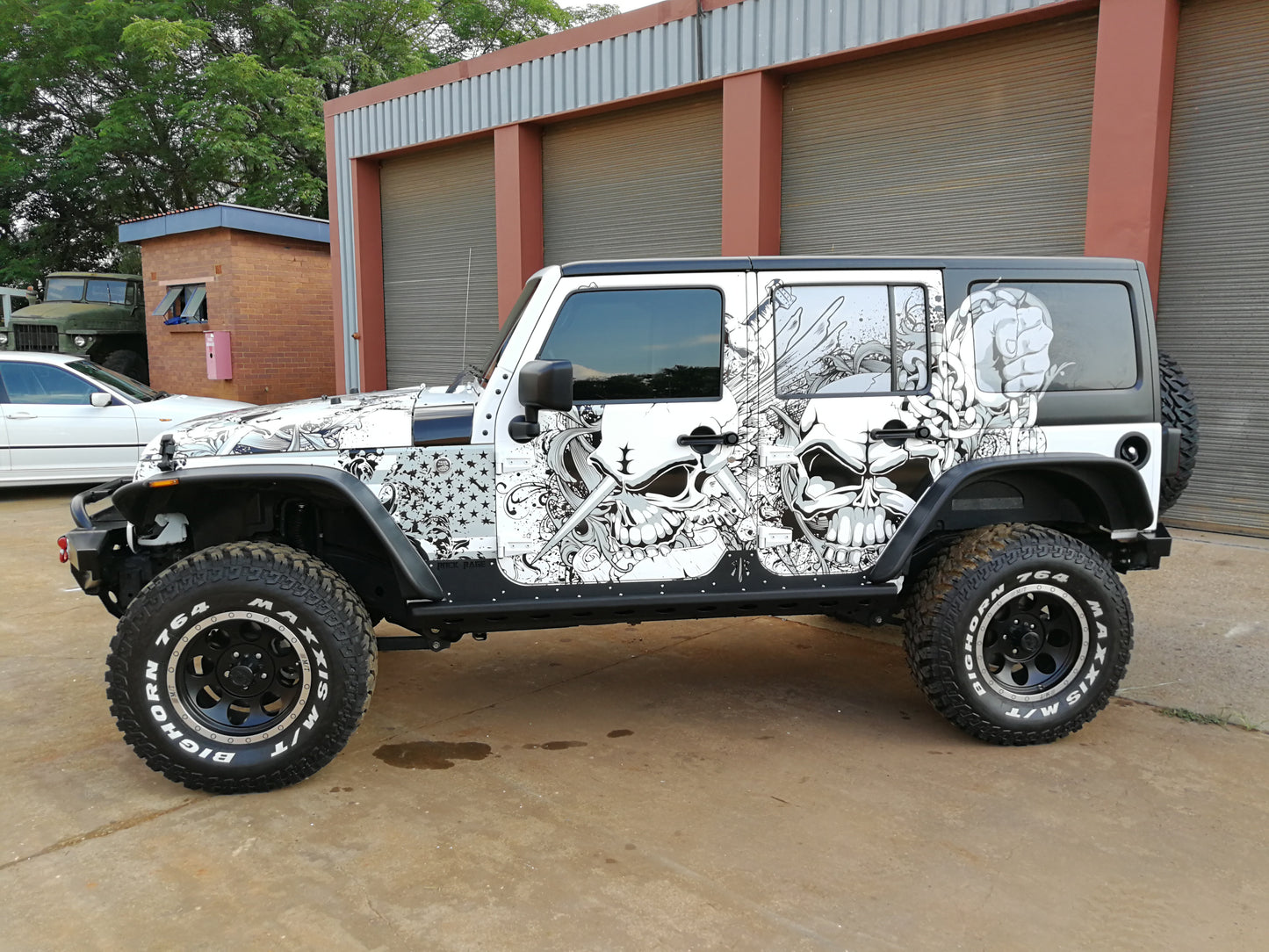 RockRage ULTIMA ROCK SLIDERS for Wrangler JKU - 4DR