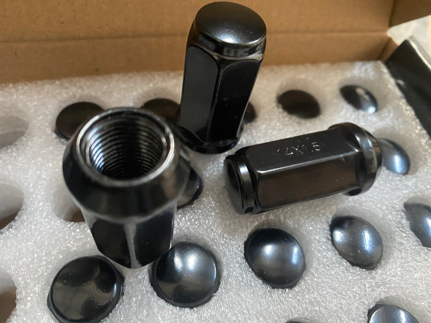Wheel Nut Set for Aftermarket Rims for JL JLU Wrangler / Gladiator (23 Nuts)